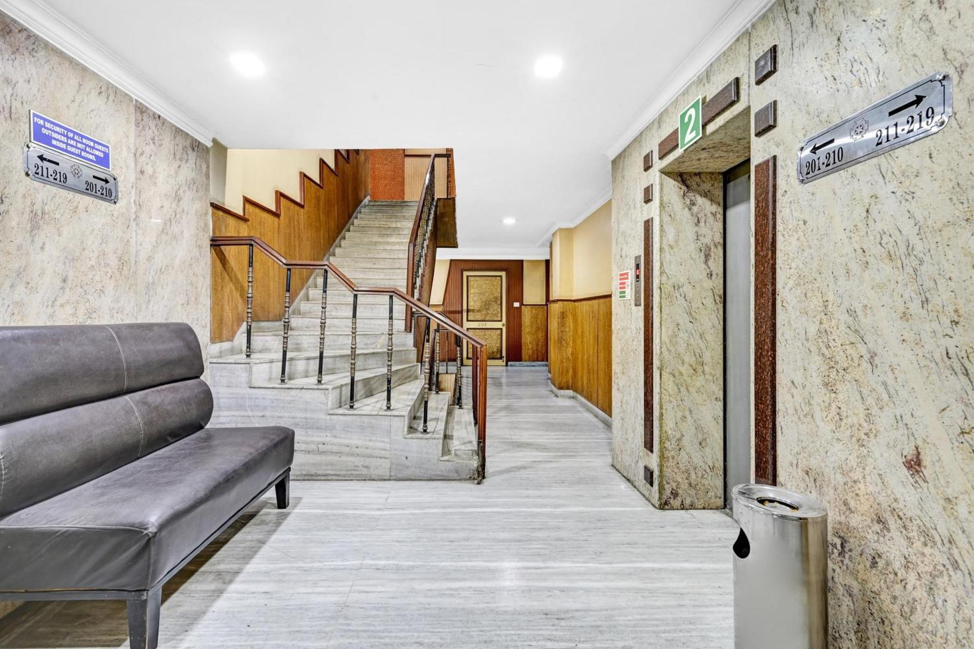 Super Townhouse Oak Hotel Belsons Taj Mahal Secunderabad Luaran gambar